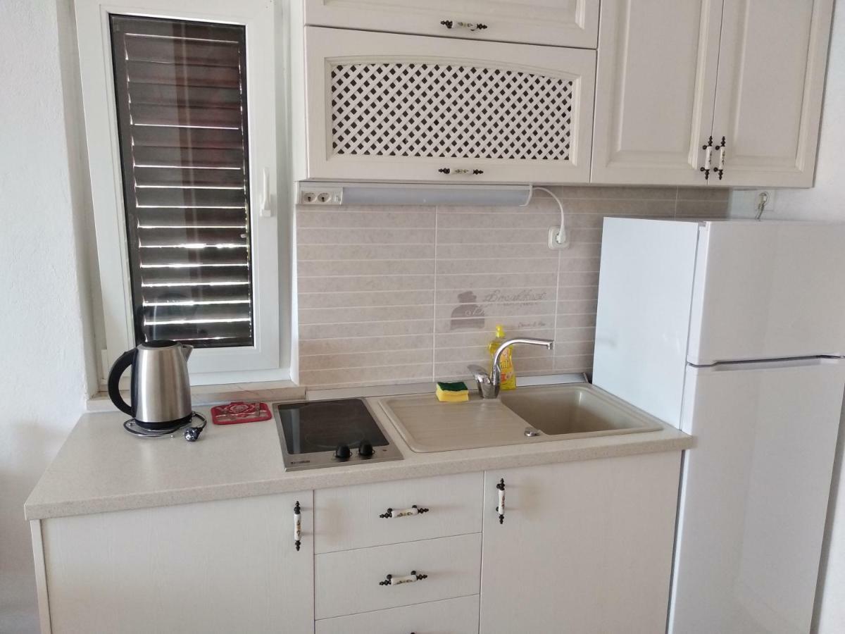 Apartments Luka 룸바르다 외부 사진