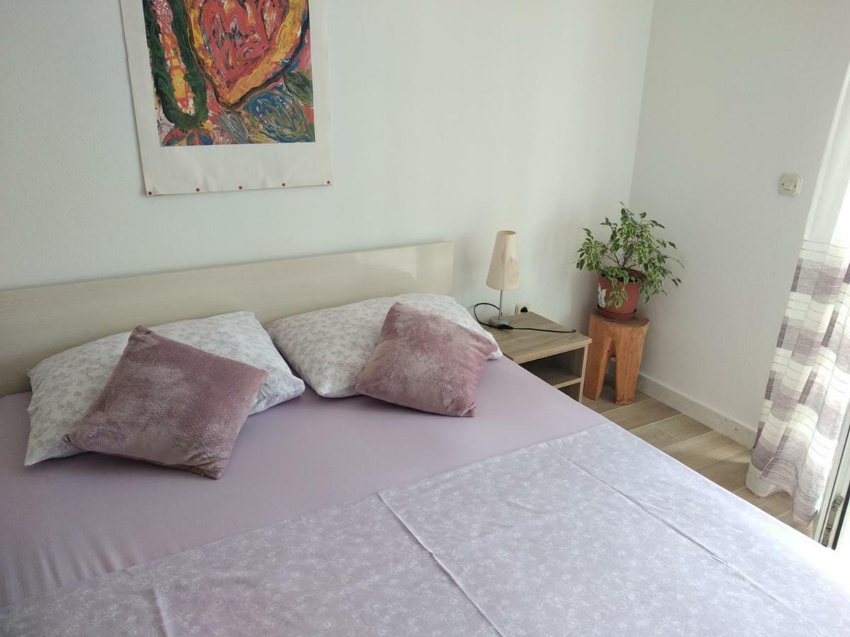 Apartments Luka 룸바르다 외부 사진